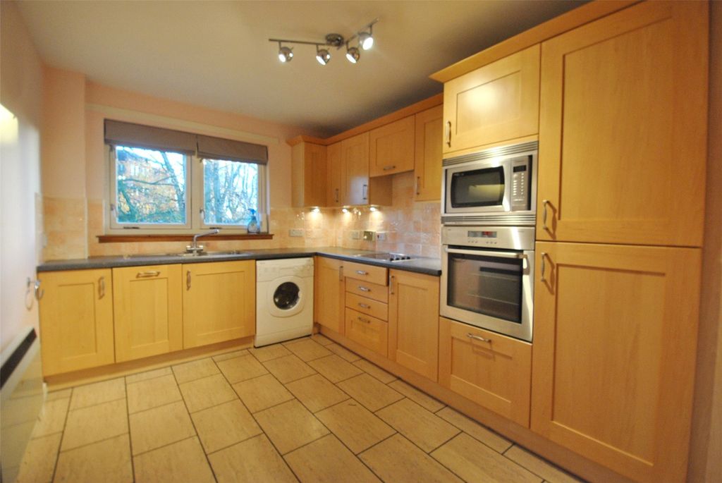 Property photo 3 of 9 Photo 3