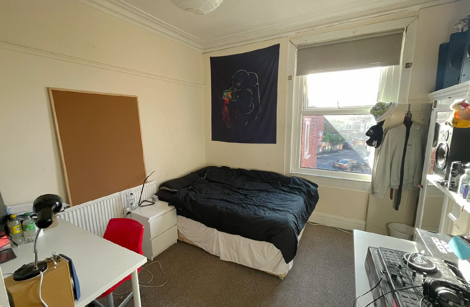 Property photo 2 of 5