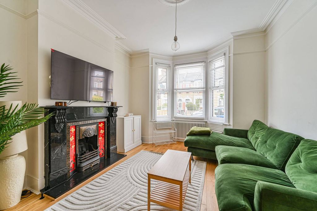 Property photo 2 of 15