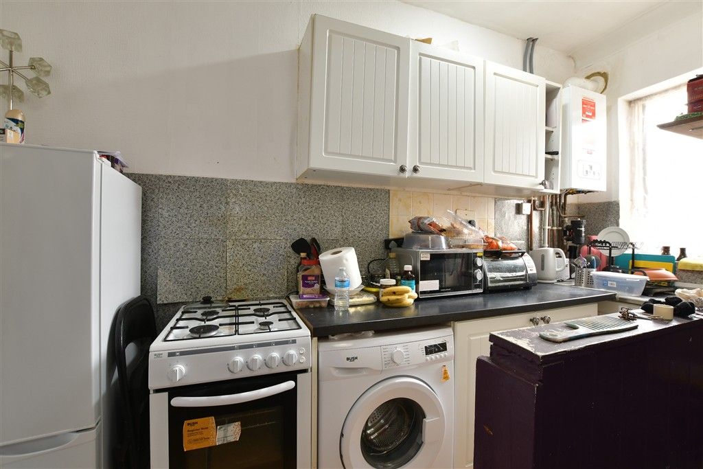 Property photo 3 of 5 Kitchen