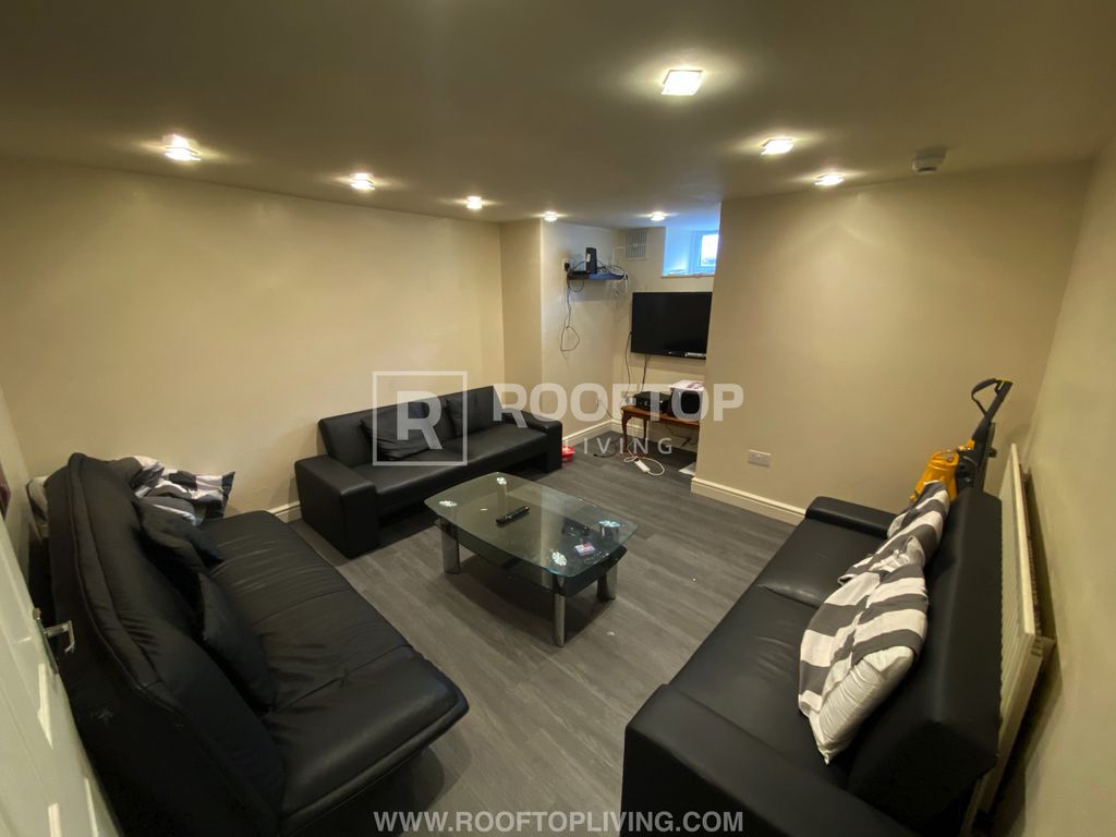 Property photo 1 of 19 Property Photo