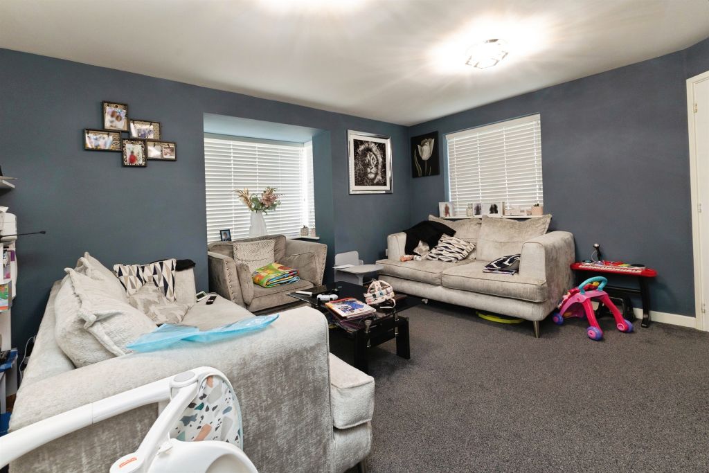 Property photo 2 of 16