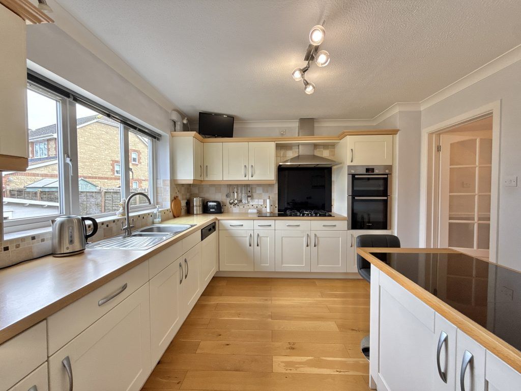 Property photo 3 of 22