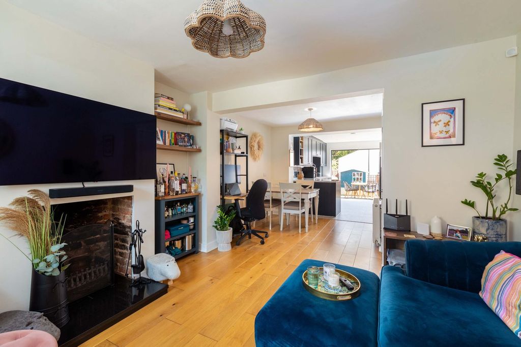 Property photo 2 of 15
