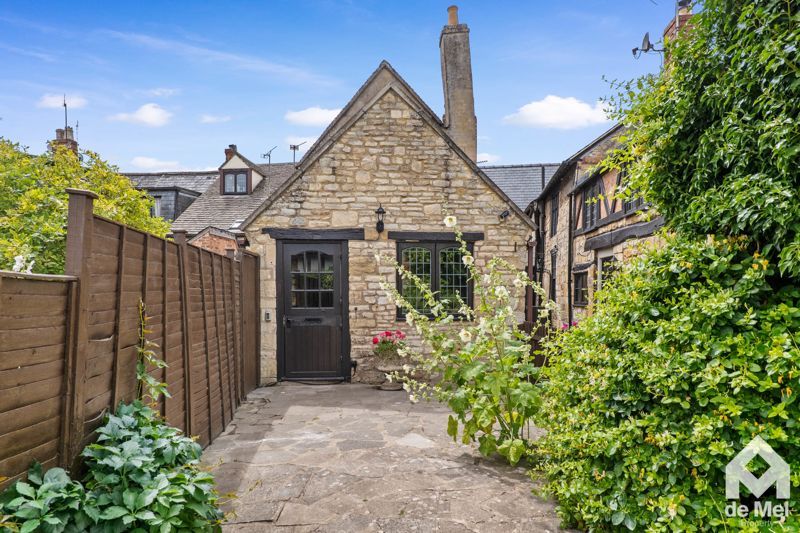 Property photo 2 of 19 Photo 18