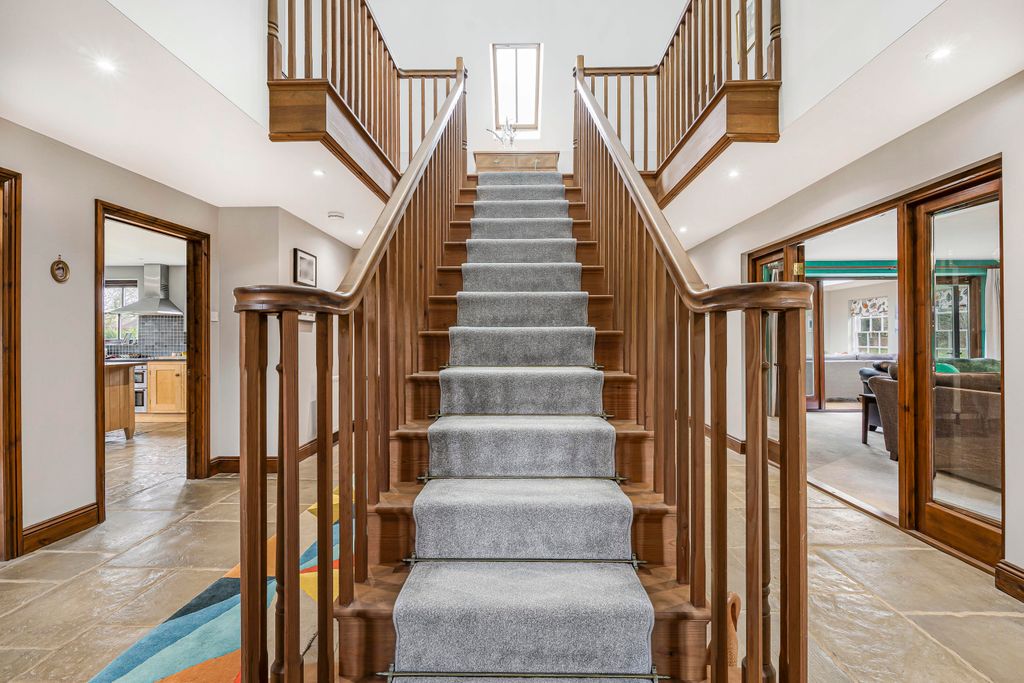 Additional image 7 of 4 bed barn conversion for saleSt Patricks Lane, Liss, Hampshire GU33