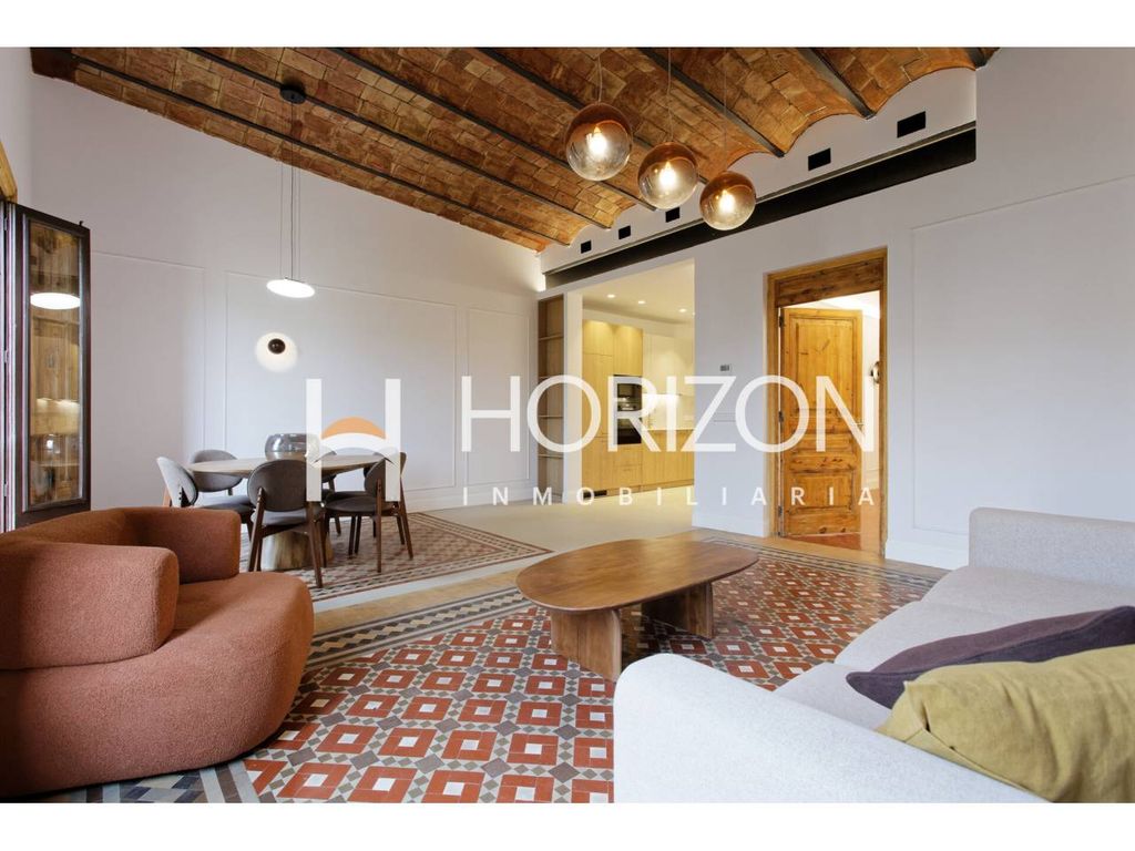 Property photo 3 of 33