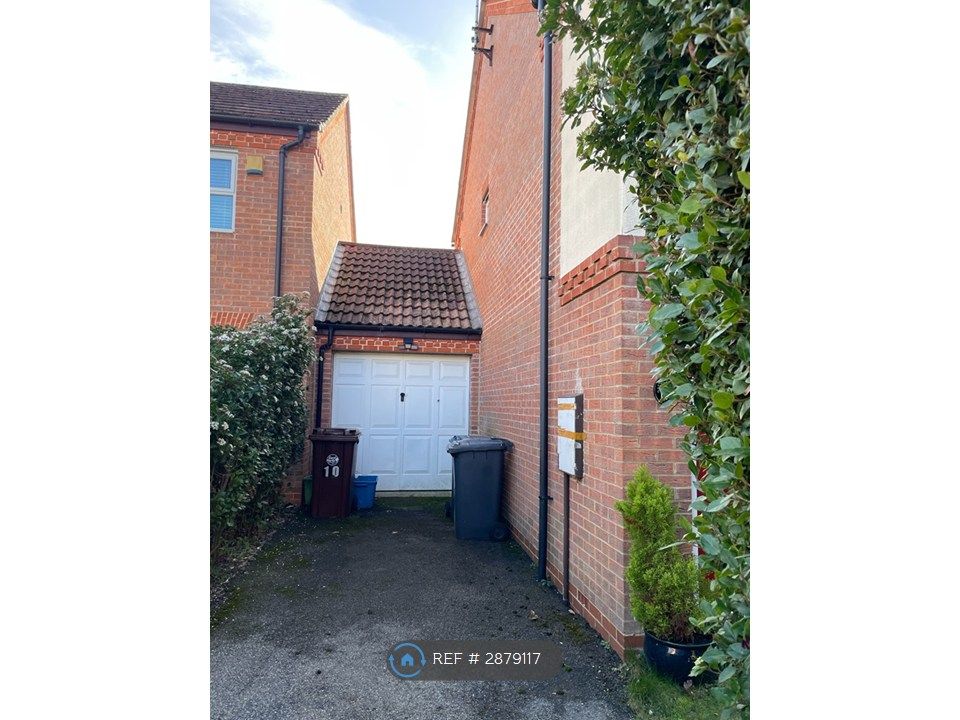 Property photo 2 of 11