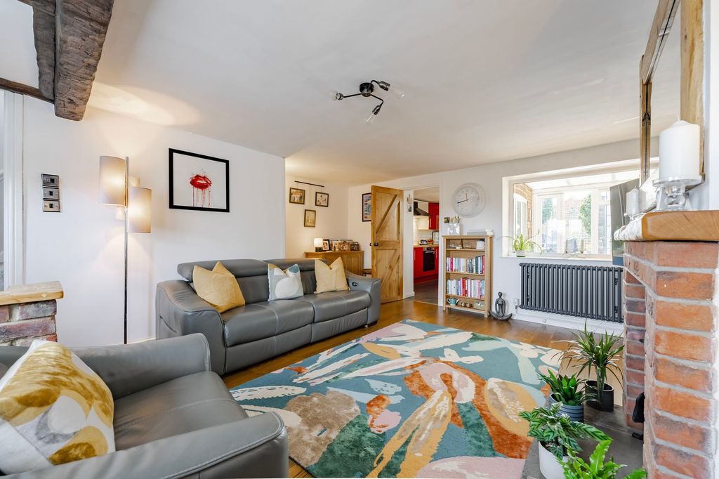 Property photo 3 of 22