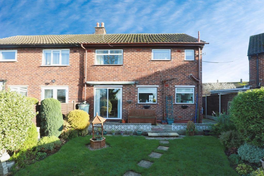 Property photo 2 of 15