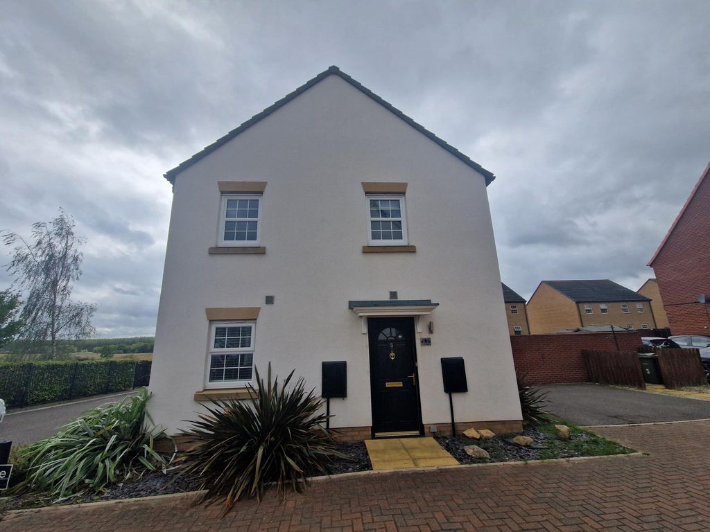 Property photo 2 of 13 Image