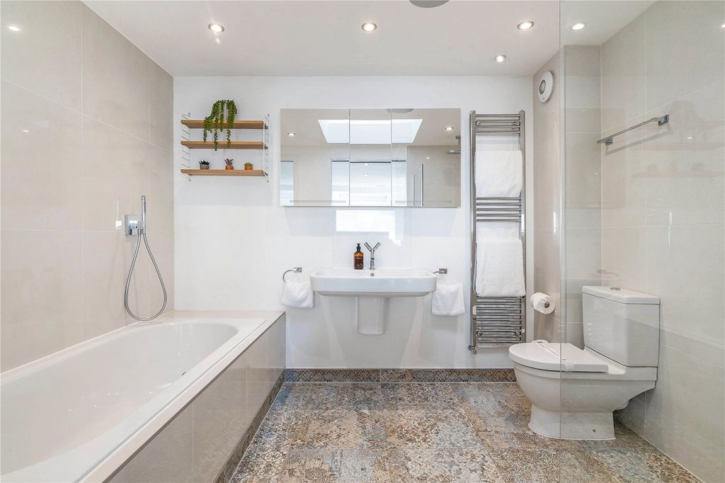Additional image 13 of 4 bed semi-detached house for saleAlumhurst Road, Bournemouth BH4