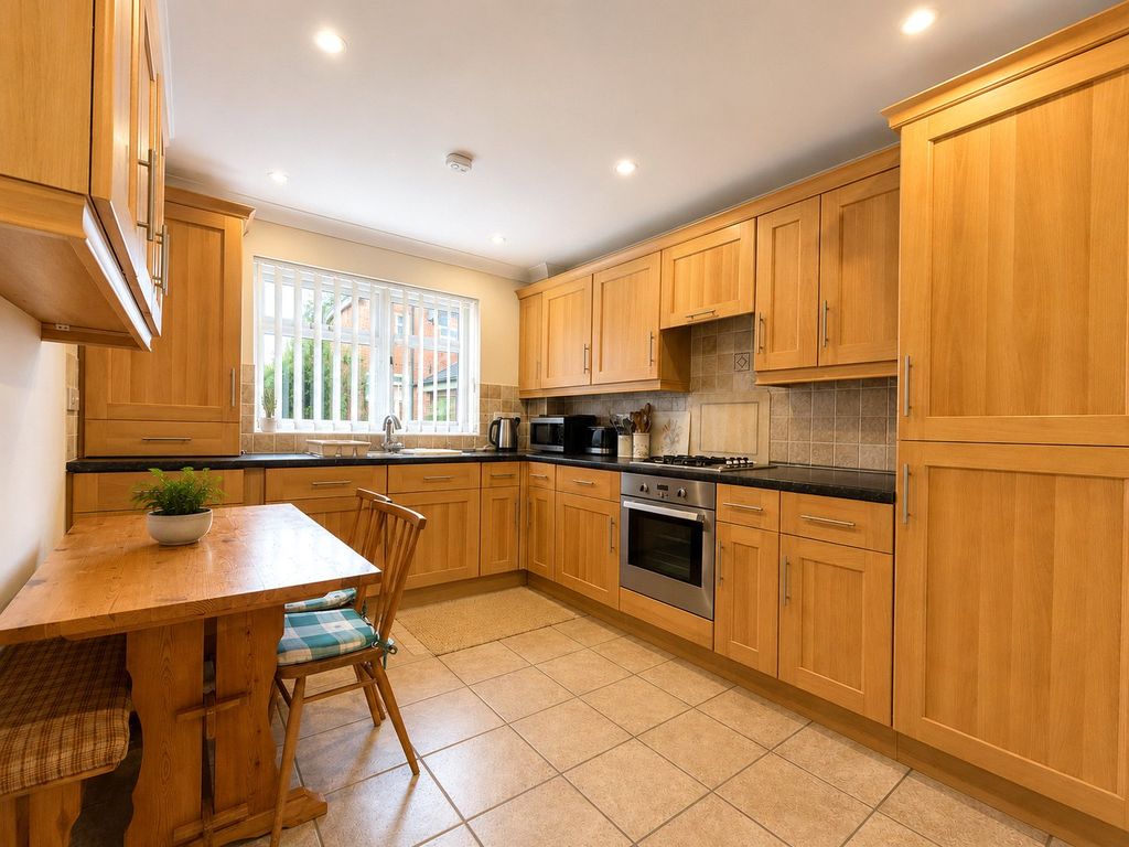 Property photo 3 of 8 Picture No. 79