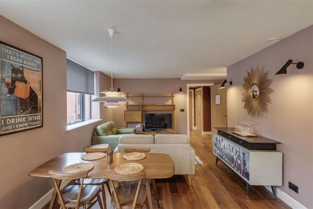 Property photo 2 of 16 17.Jpg