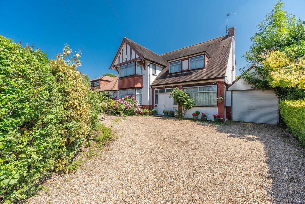 Property photo 3 of 19