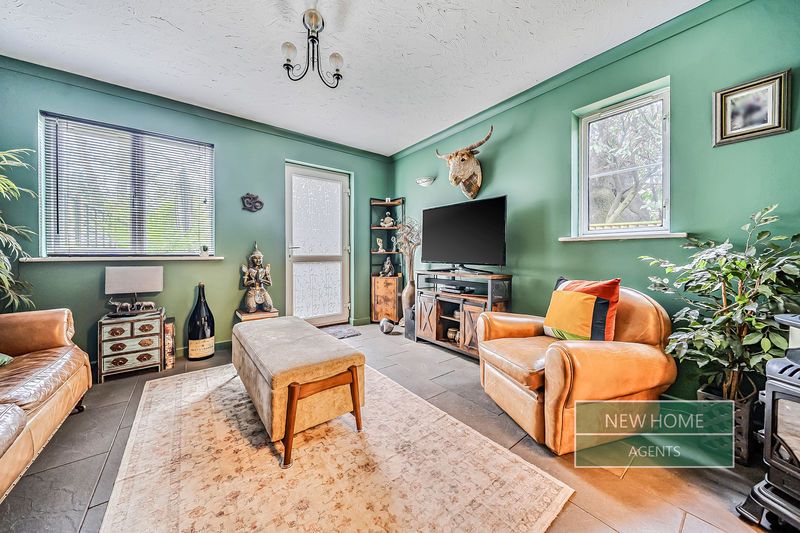 Property photo 3 of 17 Photo 13