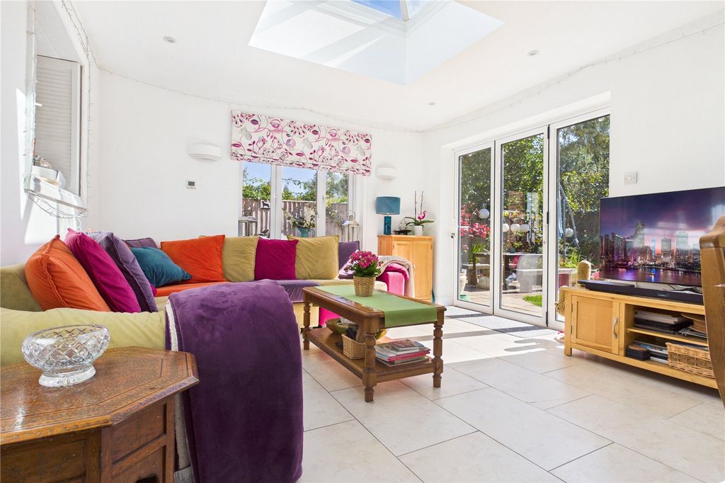 Property photo 3 of 22 Sun Room