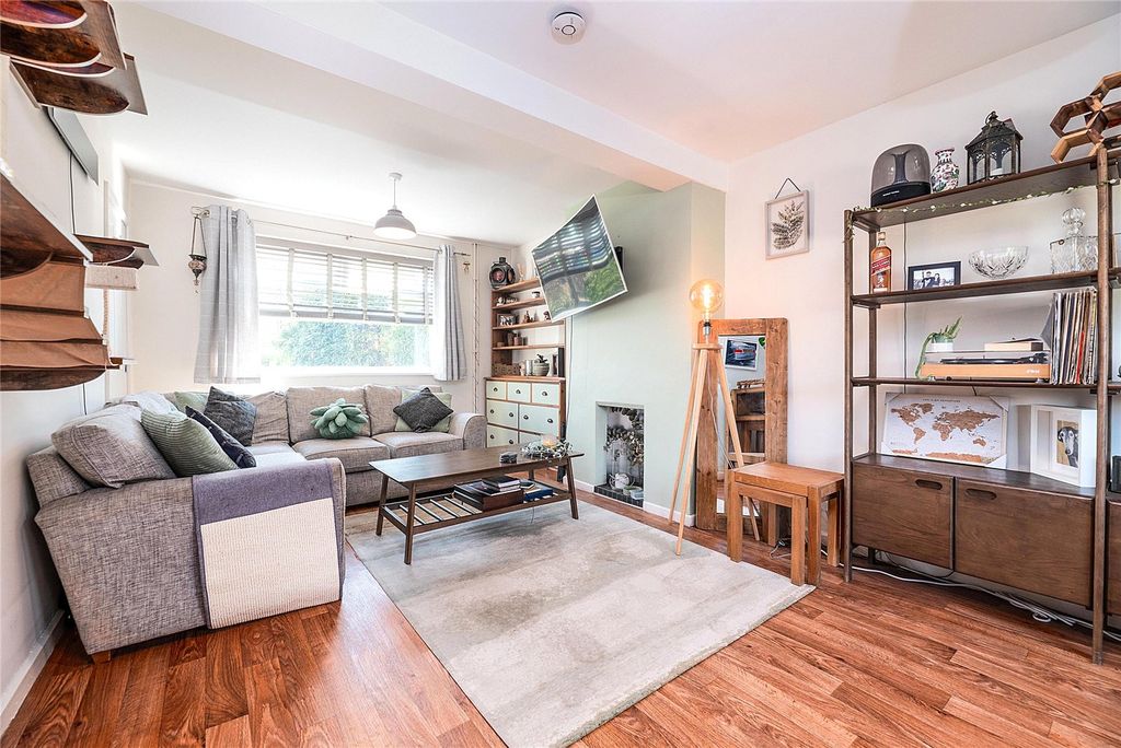 Property photo 2 of 26 Picture No. 27