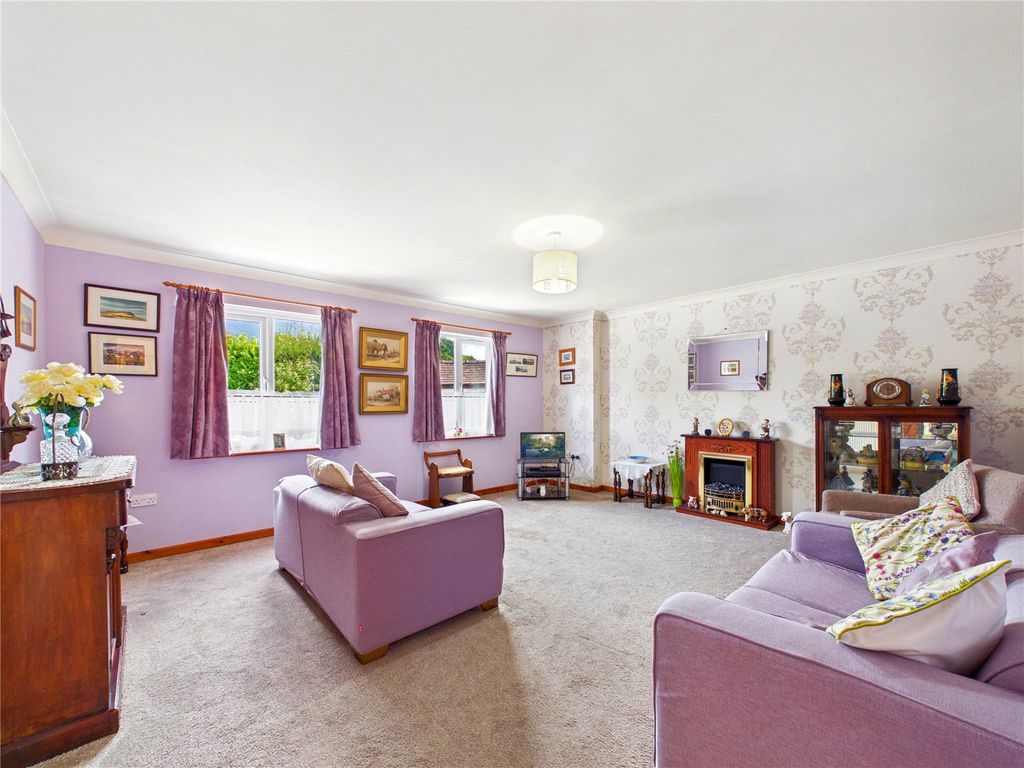 Property photo 3 of 29 Picture No. 23