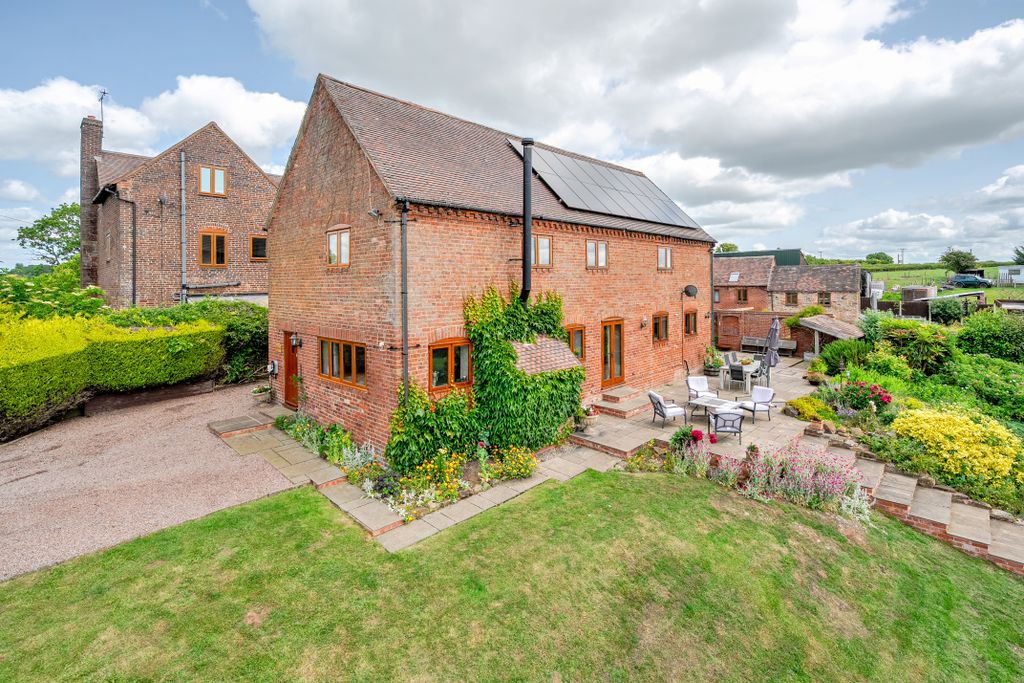 Property photo 1 of 24 1302462-1-68485571A513c