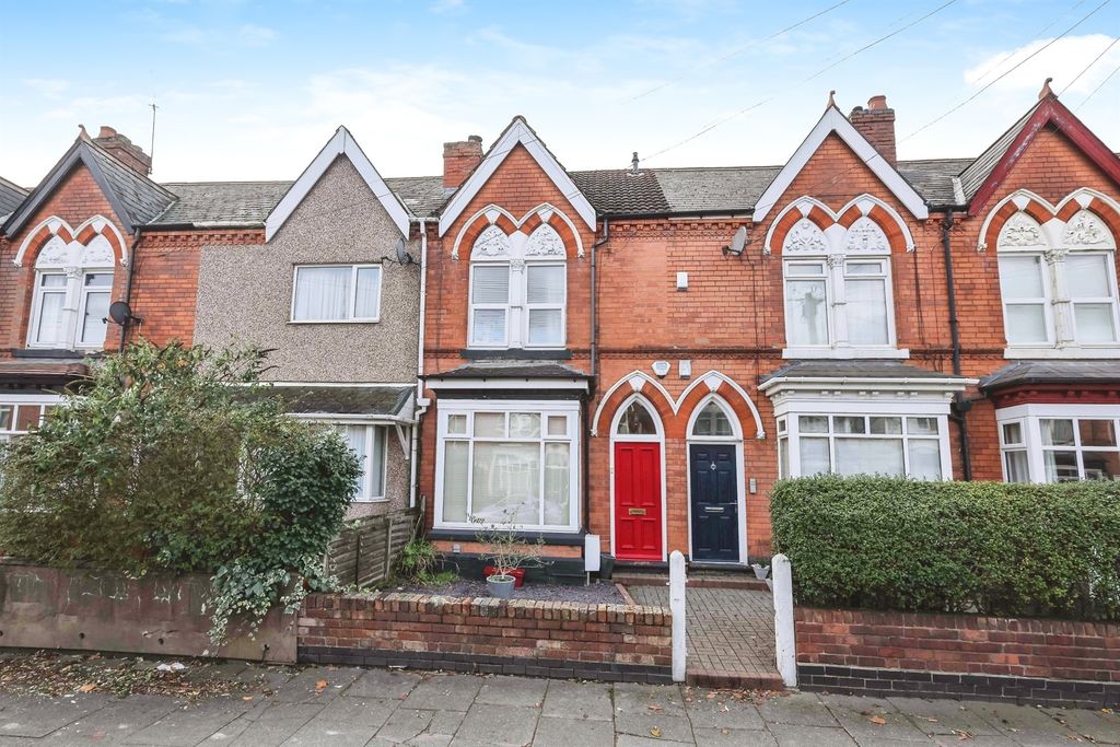 Property photo 2 of 17