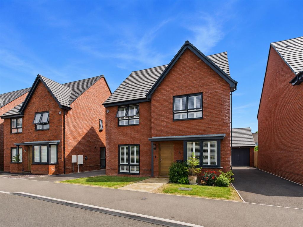 Property photo 1 of 33