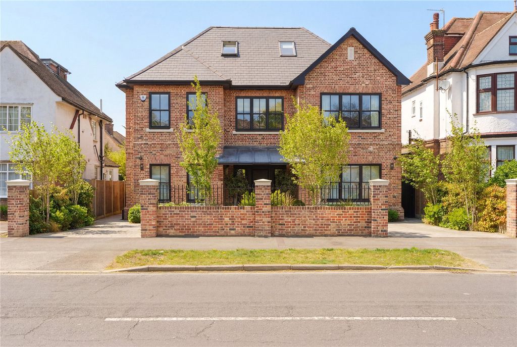 Property photo 1 of 26 Picture No. 01