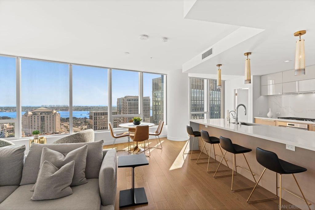 Property photo 1 of 50