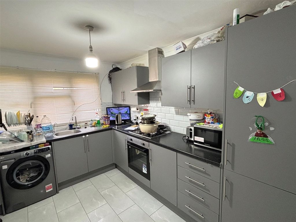 Property photo 2 of 8 Picture No. 08