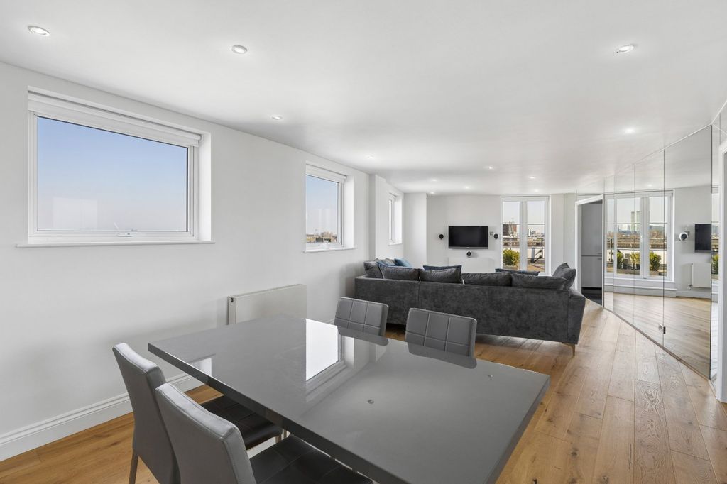 Property photo 3 of 18 Picture No. 36