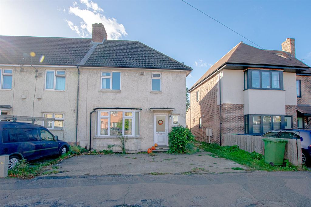Property photo 1 of 5