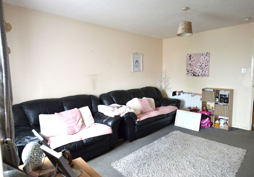 Property photo 2 of 9 Picture No. 03