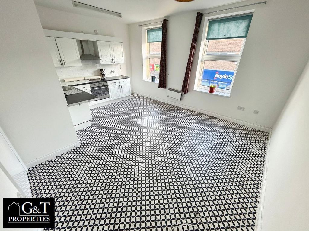 Property photo 2 of 11 Kitchen/Living Area