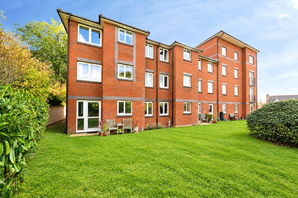 Property photo 1 of 13 General View