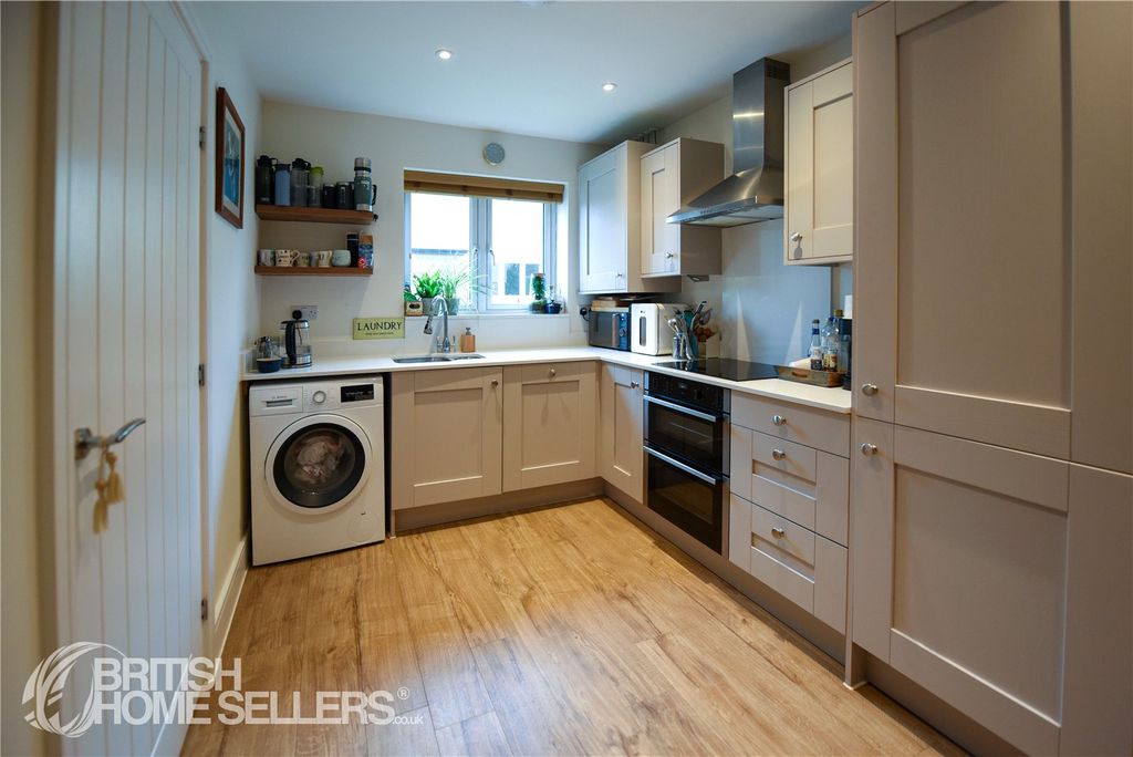 Property photo 3 of 17 Picture No. 15