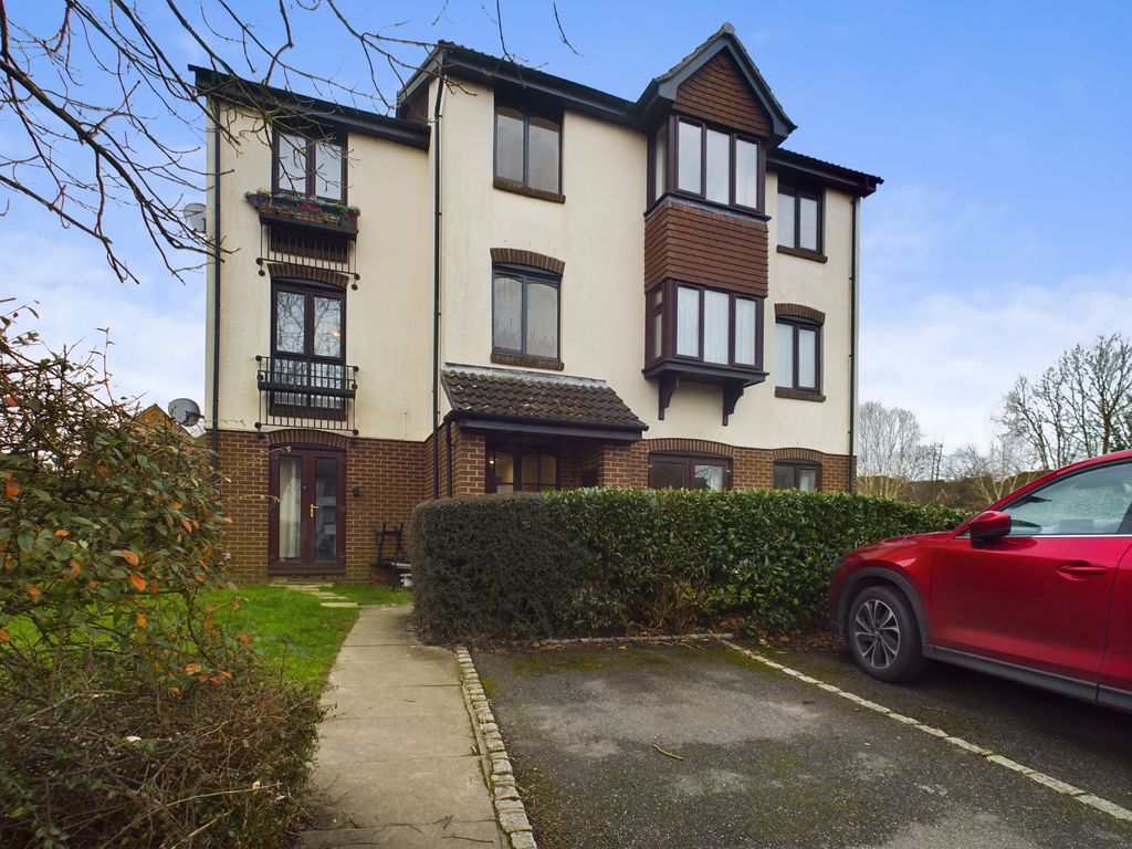 Property photo 1 of 16