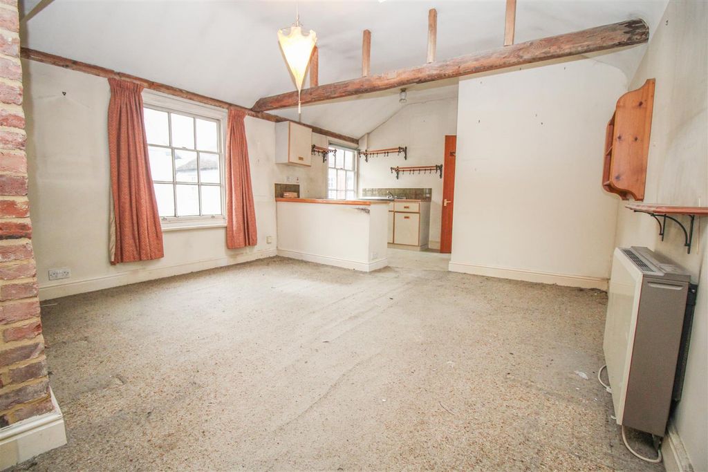 Property photo 2 of 9 Img_0504.Jpg