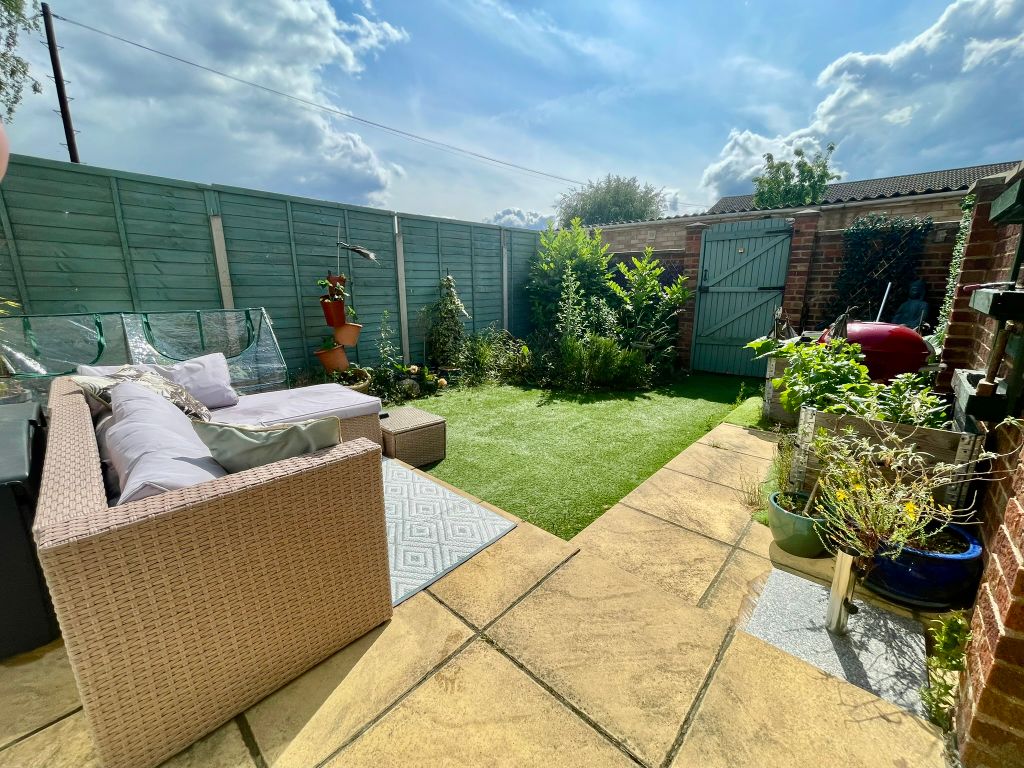 Property photo 3 of 10 Img_3252
