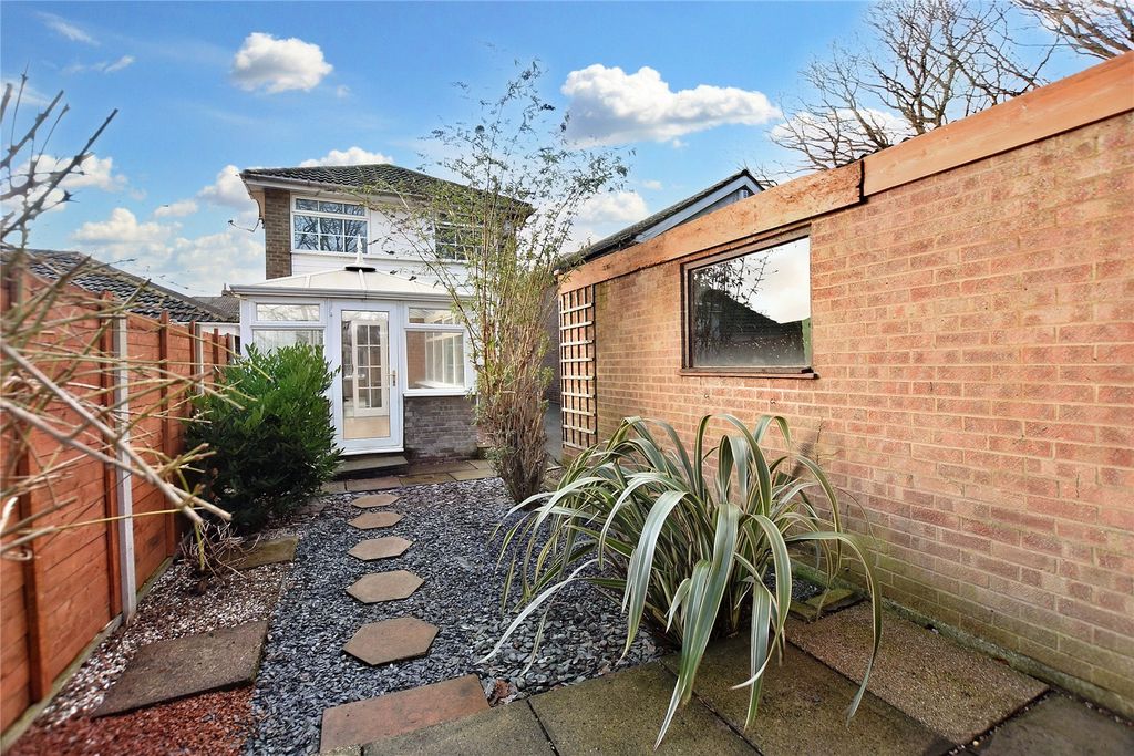 Property photo 2 of 18 Rear Garden