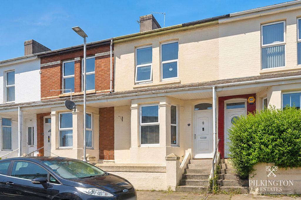 Property photo 1 of 16 5239841