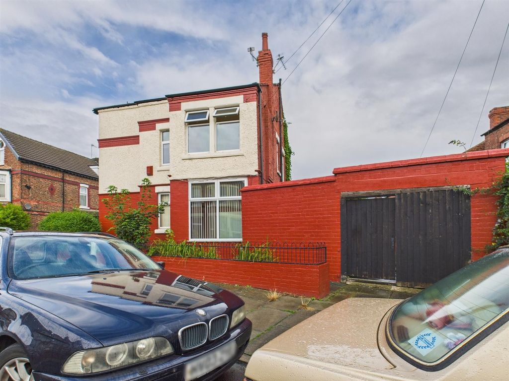 Property photo 1 of 37 Cam03604G0-Pr0125-Still037.Jpg