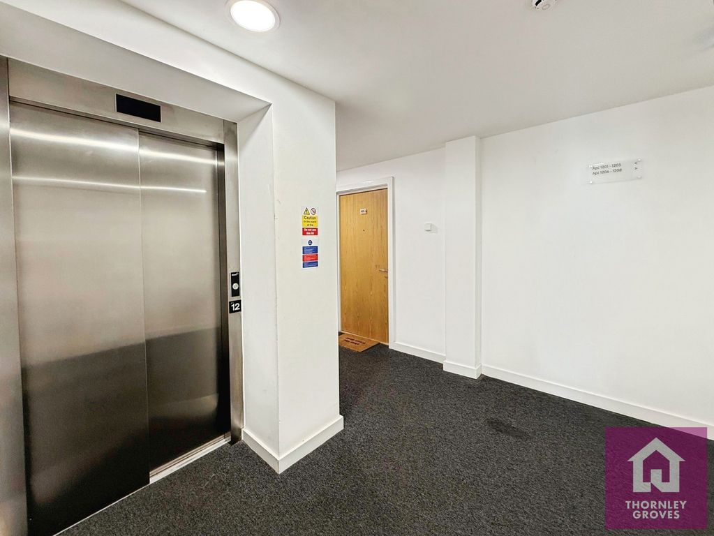 Property photo 2 of 14 Pbox-Img.Jpg