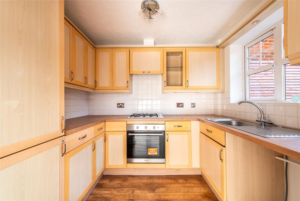 Property photo 3 of 13 Picture No. 10