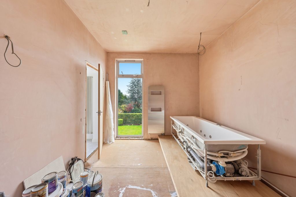 Additional image 29 of 7 bed semi-detached house for saleBroom Lane, Salford M7