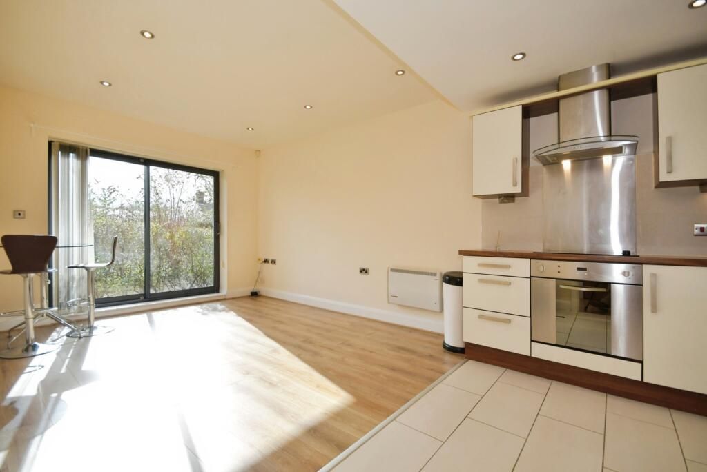 Property photo 3 of 9