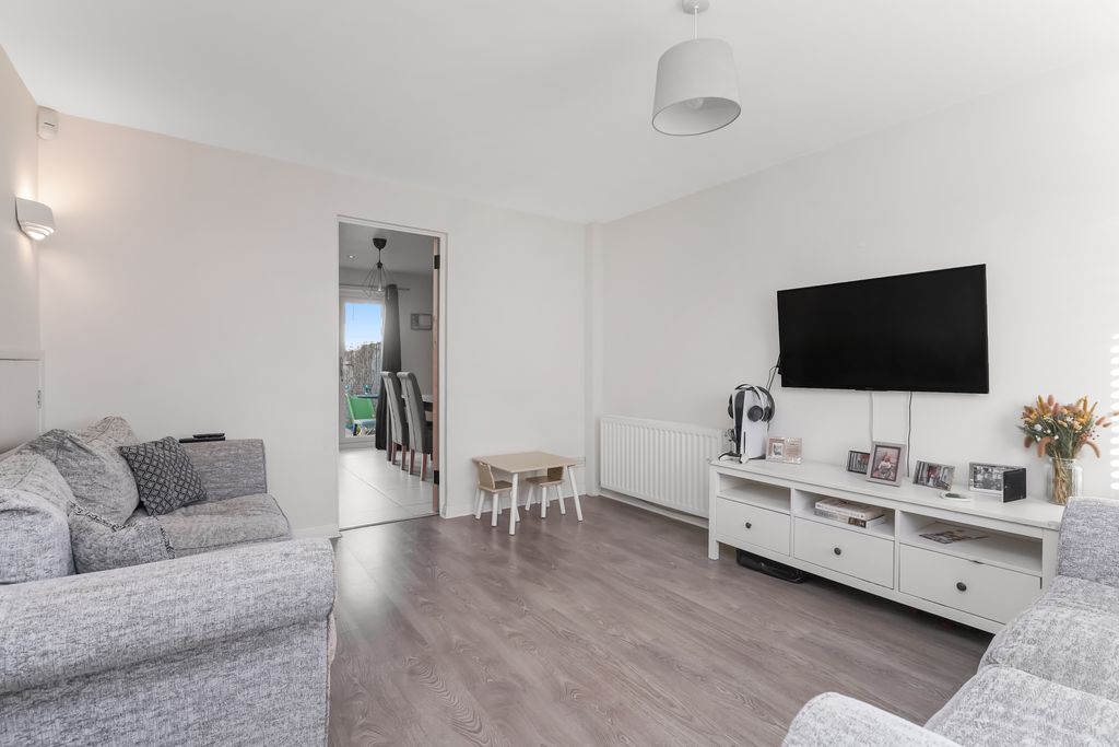 Property photo 3 of 15 Property Image 3