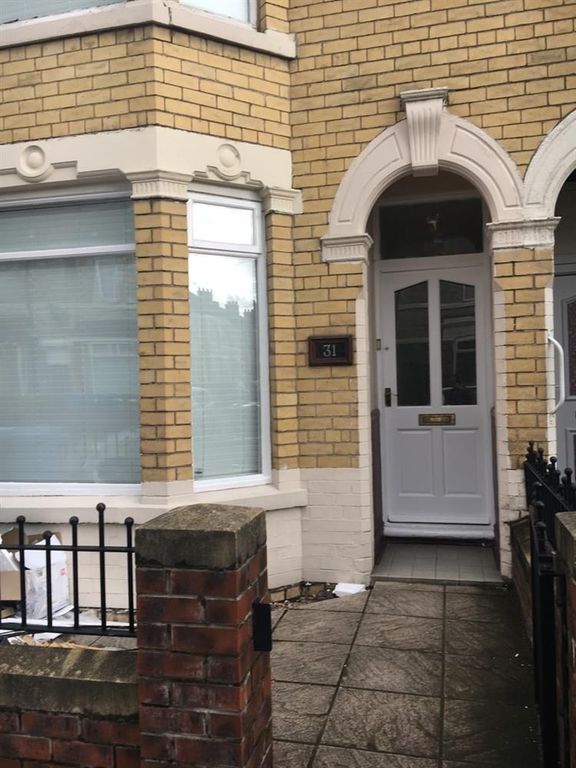Property photo 1 of 20