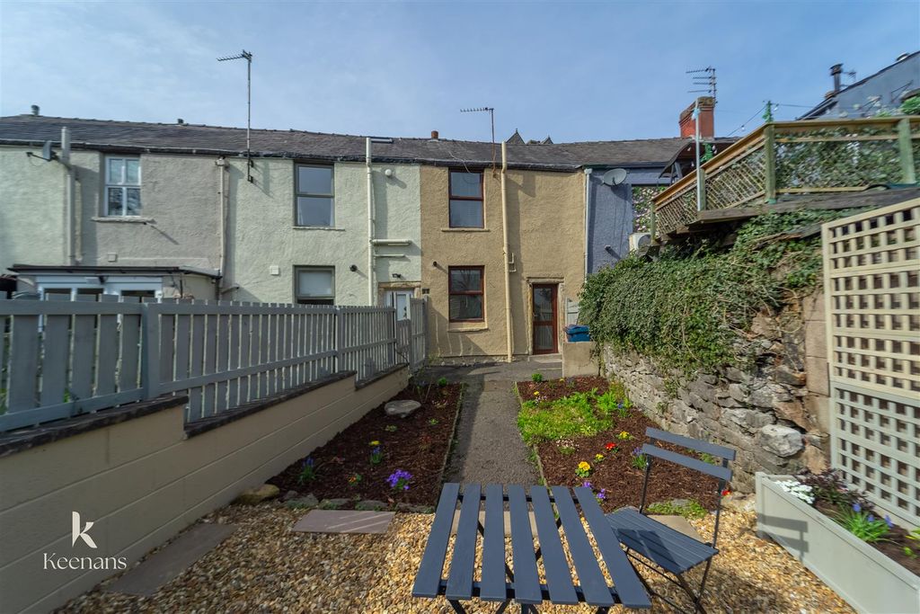 Property photo 1 of 24