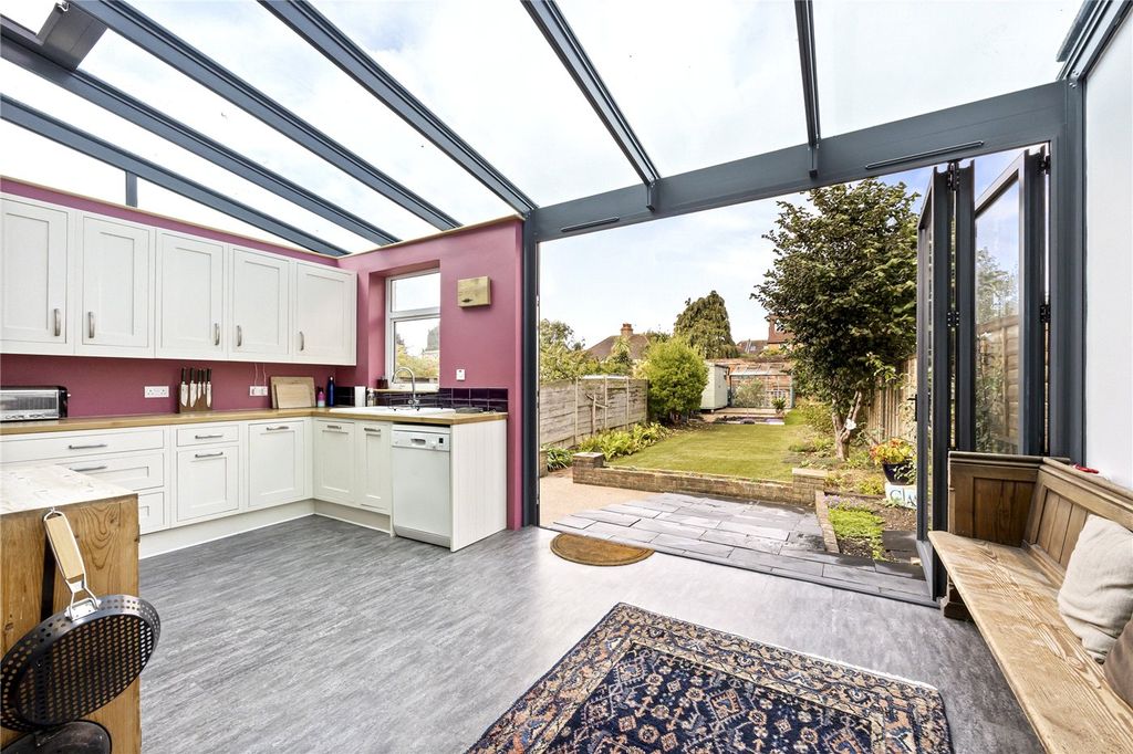 Property photo 2 of 15 Picture No. 03