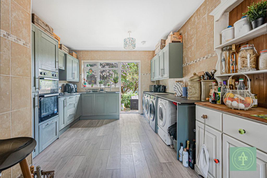 Property photo 3 of 30 9 89363 Watermarked